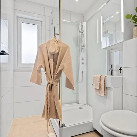 Naer Dyreparken Og Sentrum Med Jacuzzi * Kristiansand
