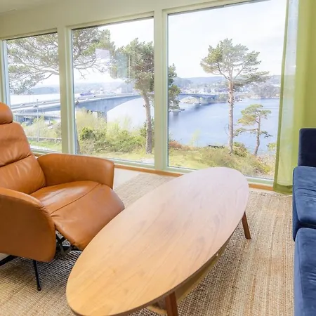 Naer Dyreparken Og Sentrum Med Jacuzzi Daire *