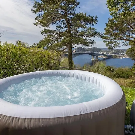 Daire Naer Dyreparken Og Sentrum Med Jacuzzi