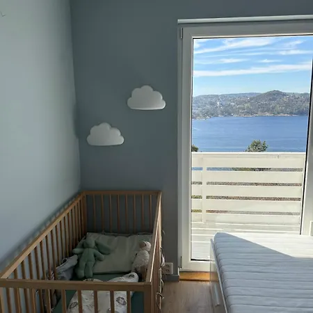 Naer Dyreparken Og Sentrum Med Jacuzzi * Kristiansand