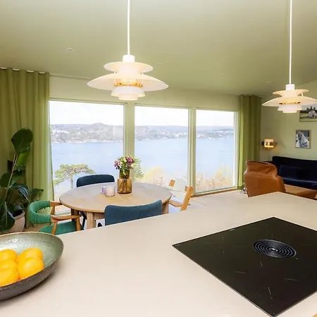 Naer Dyreparken Og Sentrum Med Jacuzzi Kristiansand